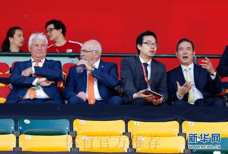 蔡振华-铿锵玫瑰精神再现 中国女足还能前行